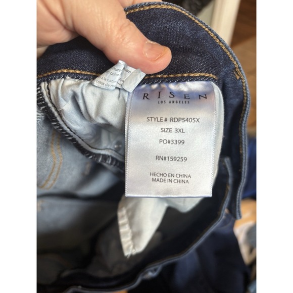 Risen Women's 3X Stretch Wide Leg Jeans Distressed Ragged Edge Plus  Dark Wash - Picture 3 of 13